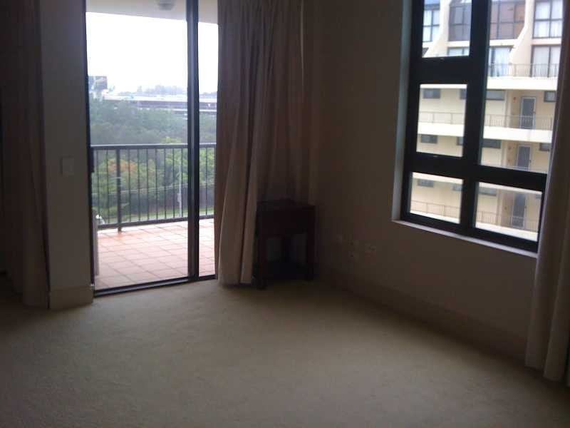 511/30 Surf Parade, Broadbeach QLD 4218