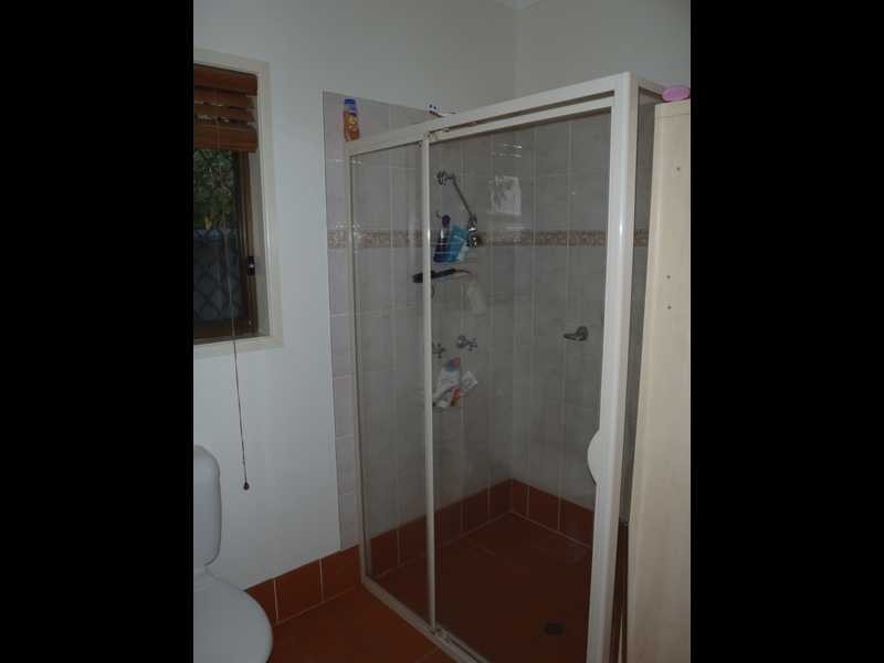 76A Brisbane Road, Labrador QLD 4215