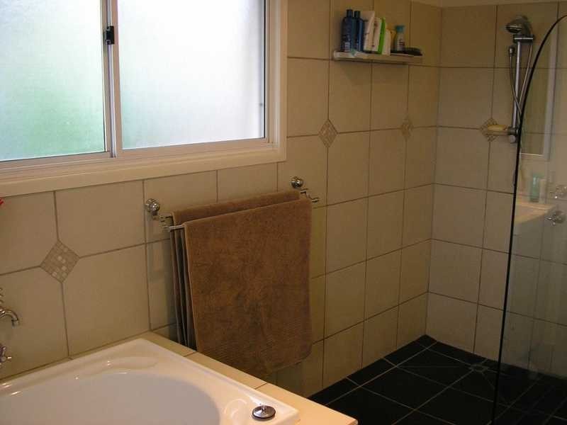 23 Kiers Road, Miami QLD 4220