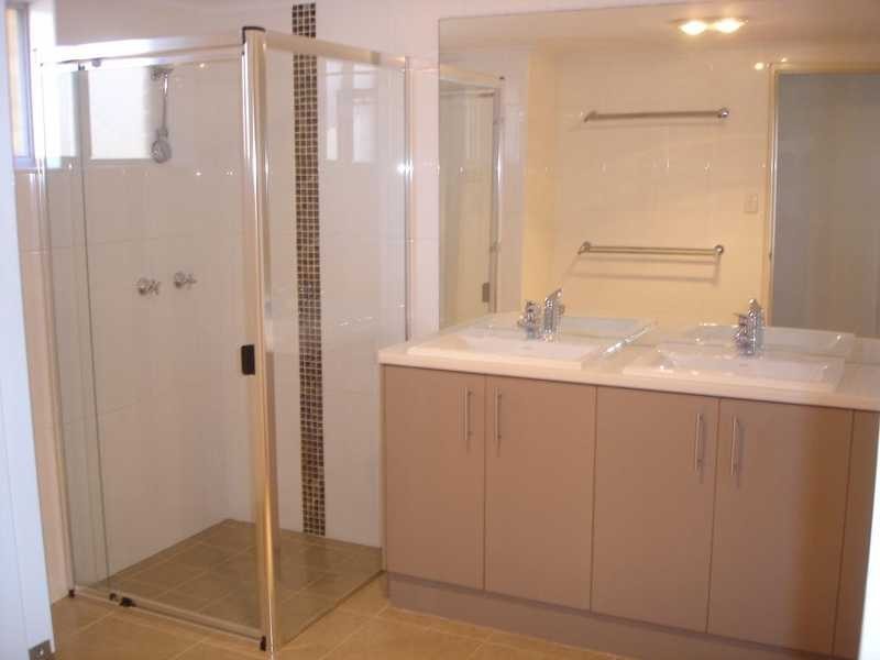 274 Hedges Avenue, Mermaid Beach QLD 4218