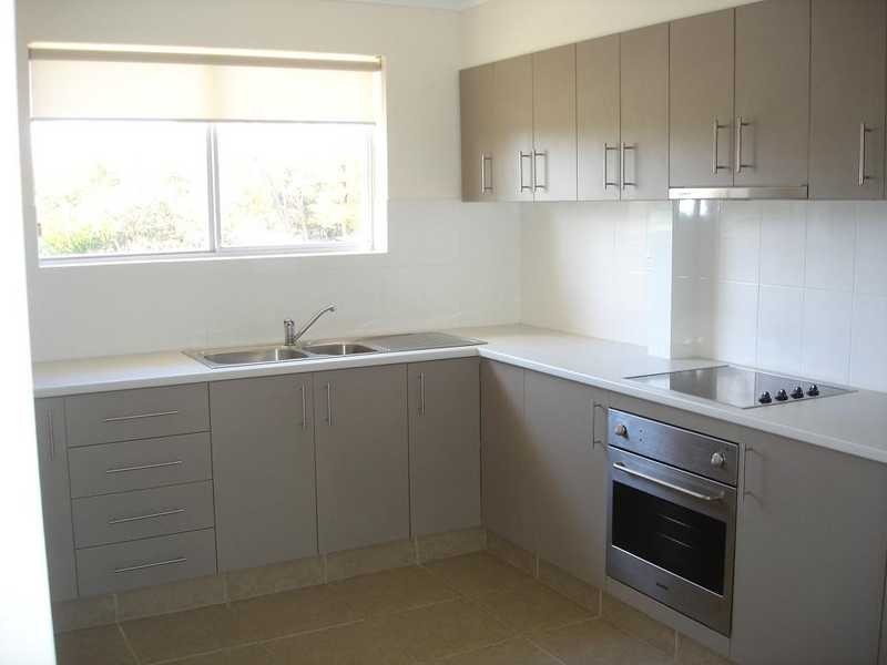 274 Hedges Avenue, Mermaid Beach QLD 4218