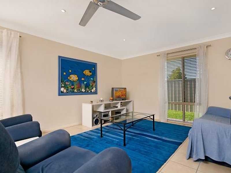 4 Rutherford Place, Pelican Waters QLD 4551