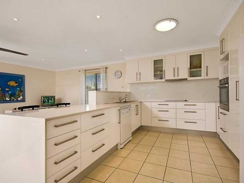4 Rutherford Place, Pelican Waters QLD 4551