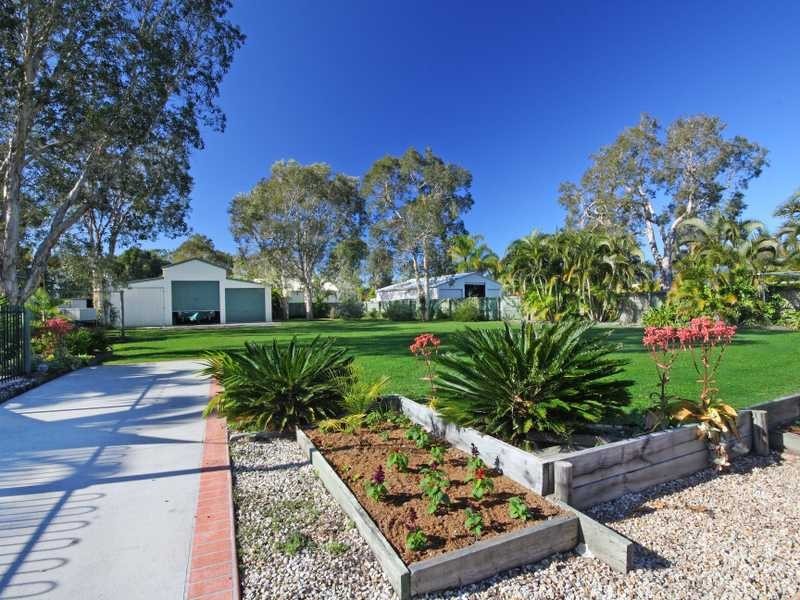 34 Koala Court, Little Mountain QLD 4551
