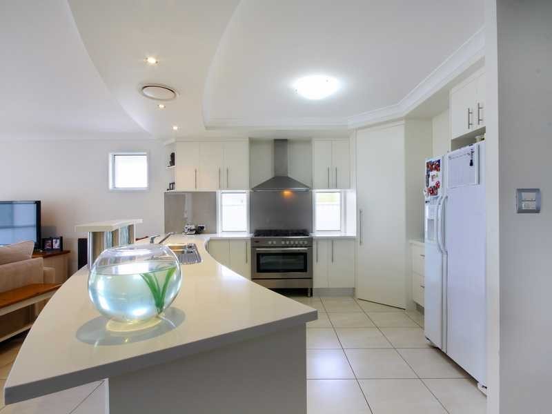 4 Tooringoor Close, Pelican Waters QLD 4551
