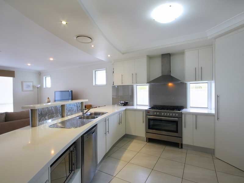 4 Tooringoor Close, Pelican Waters QLD 4551