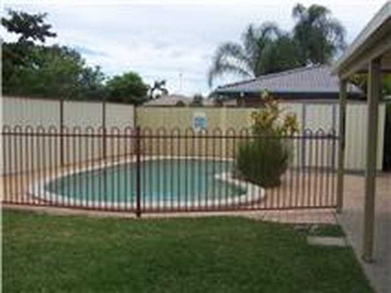2 Carell Street, Currimundi QLD 4551