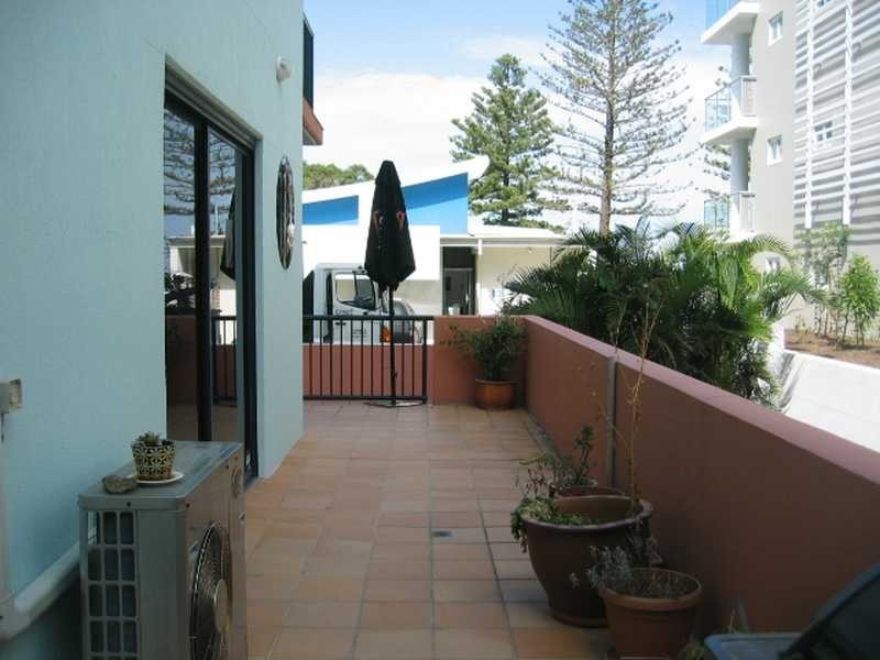 1/34 Minchinton Street, Caloundra QLD 4551