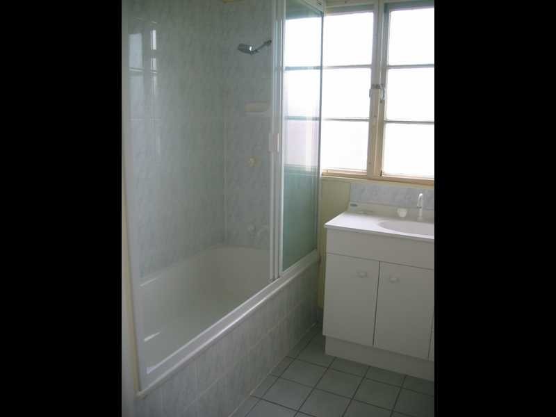 1 Maloja, Caloundra QLD 4551