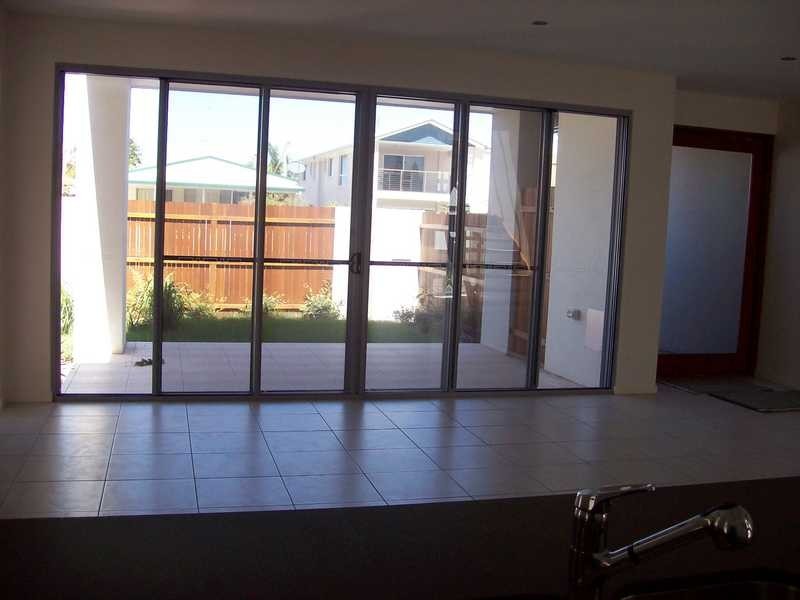 2/45 Kennedy Parade, Golden Beach QLD 4551