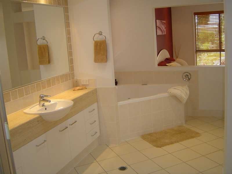 13 Resolution Street, Pelican Waters QLD 4551