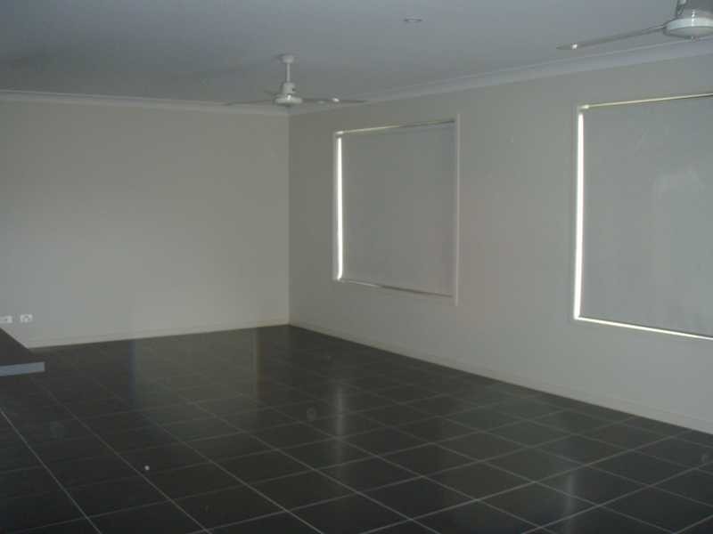 46 Feathertop Cct, Caloundra West QLD 4551