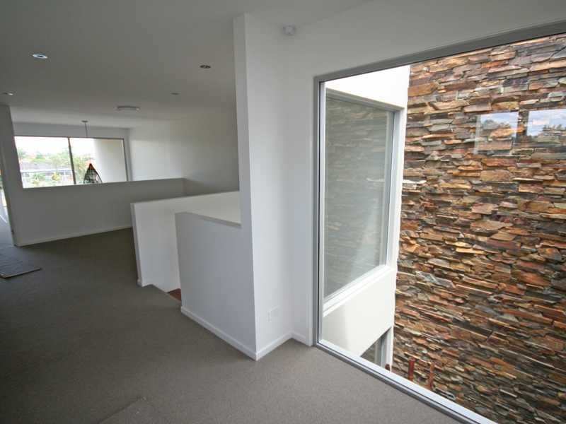 Unit 1/6 Barracuda Court, Palm Beach QLD 4221