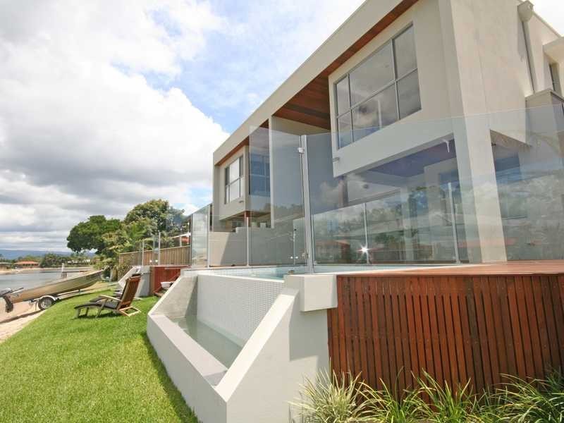 Unit 1/6 Barracuda Court, Palm Beach QLD 4221