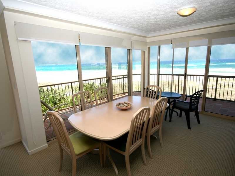 3/2 Surf Street, Bilinga QLD 4225