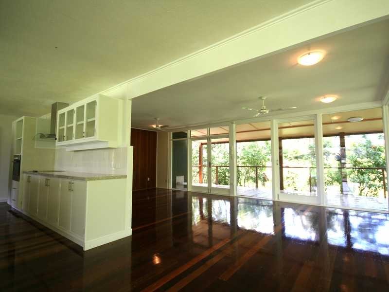 27 Stockyard Court, Tallebudgera Valley QLD 4228