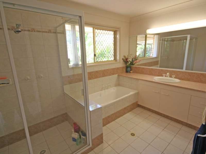 3 Correa Court, Elanora QLD 4221