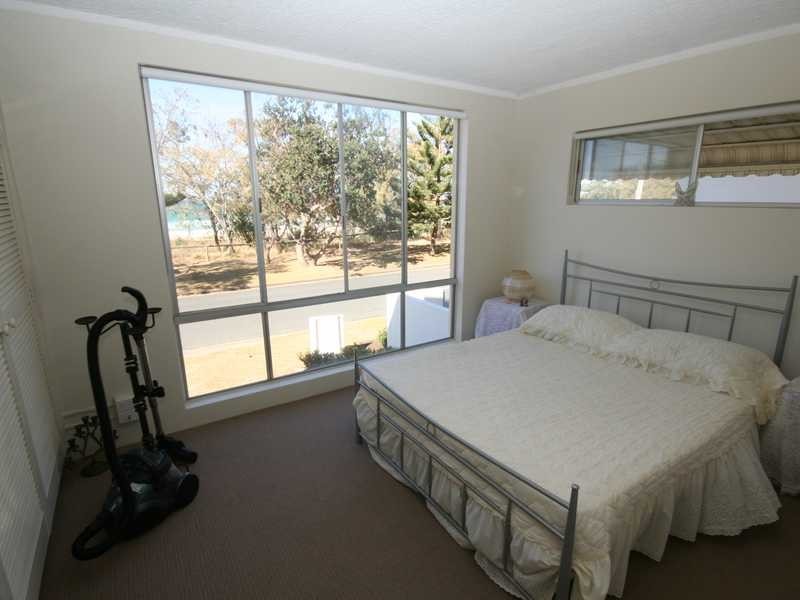 Unit 1/200 Pacific Parade, Bilinga QLD 4225