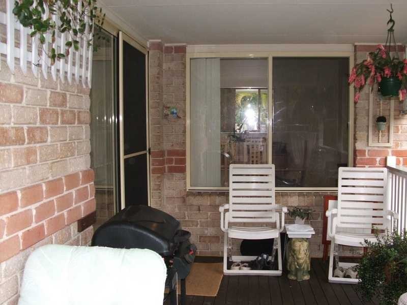 4 Hibertia Avenue, Elanora QLD 4221