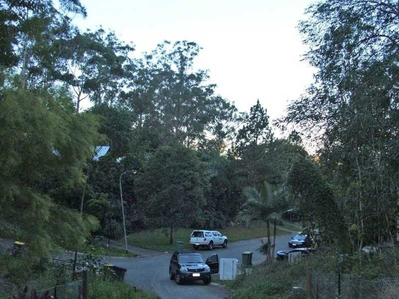 28 Bronhill Street, Currumbin Waters QLD 4223