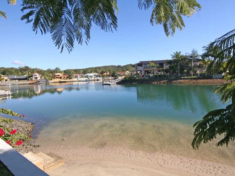 5 Kingfish Court, Palm Beach QLD 4221