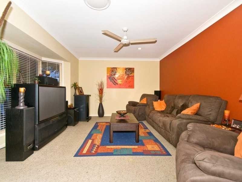 4 Harris Court, Currumbin Waters QLD 4223