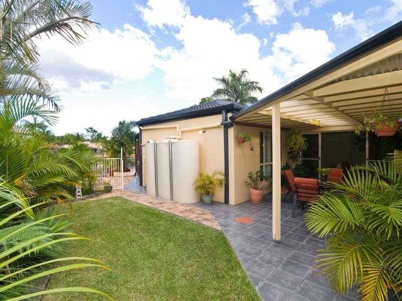 4 Harris Court, Currumbin Waters QLD 4223