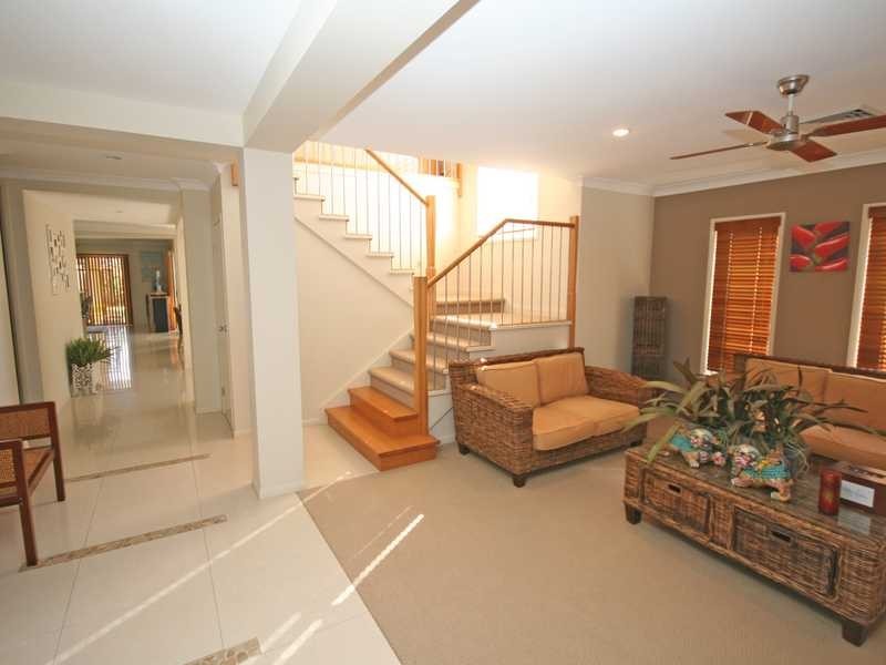 23 Twelfth Avenue, Palm Beach QLD 4221