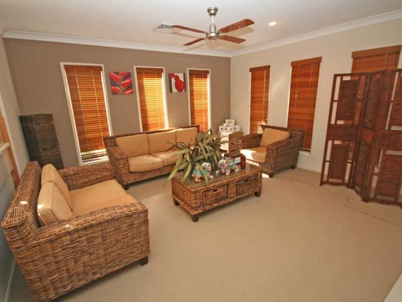 23 Twelfth Avenue, Palm Beach QLD 4221