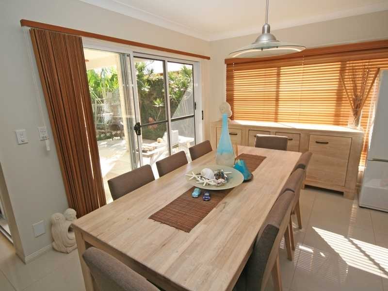 23 Twelfth Avenue, Palm Beach QLD 4221