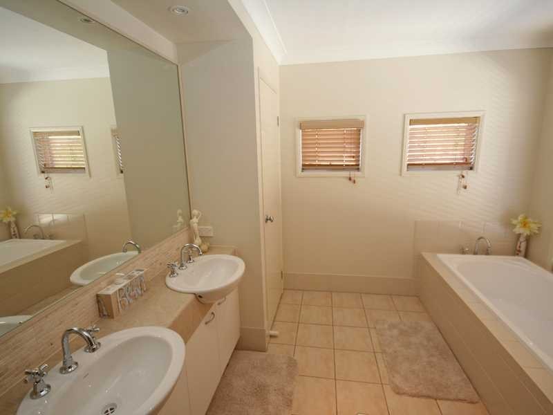 23 Twelfth Avenue, Palm Beach QLD 4221