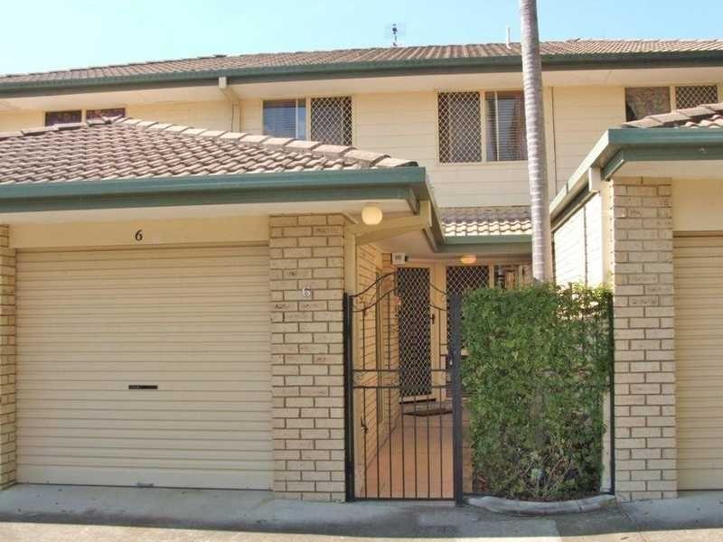 Unit 6/7 Cupania Place, Elanora QLD 4221