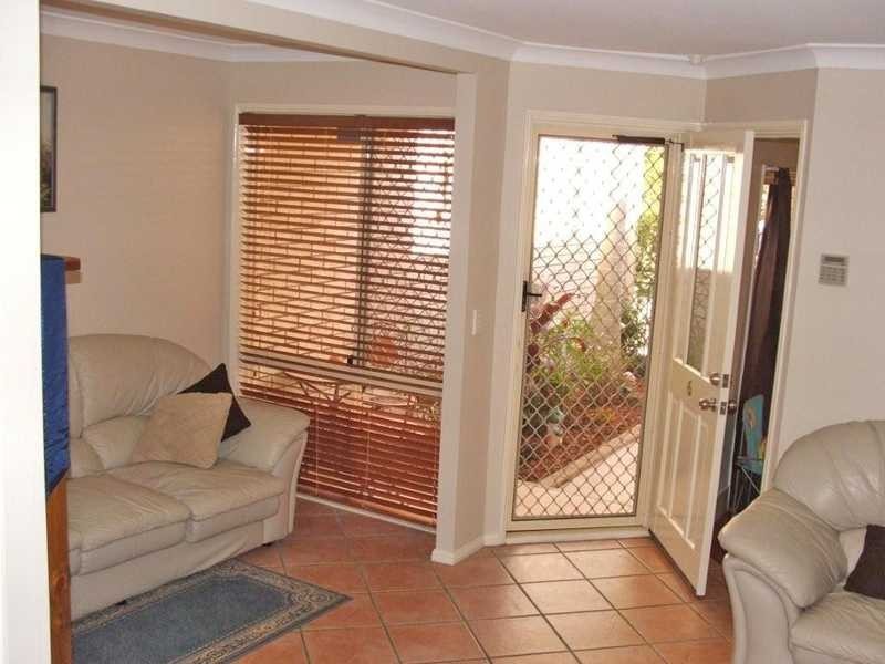 Unit 6/7 Cupania Place, Elanora QLD 4221