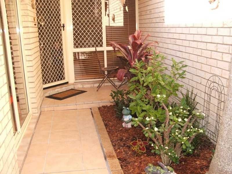 Unit 6/7 Cupania Place, Elanora QLD 4221