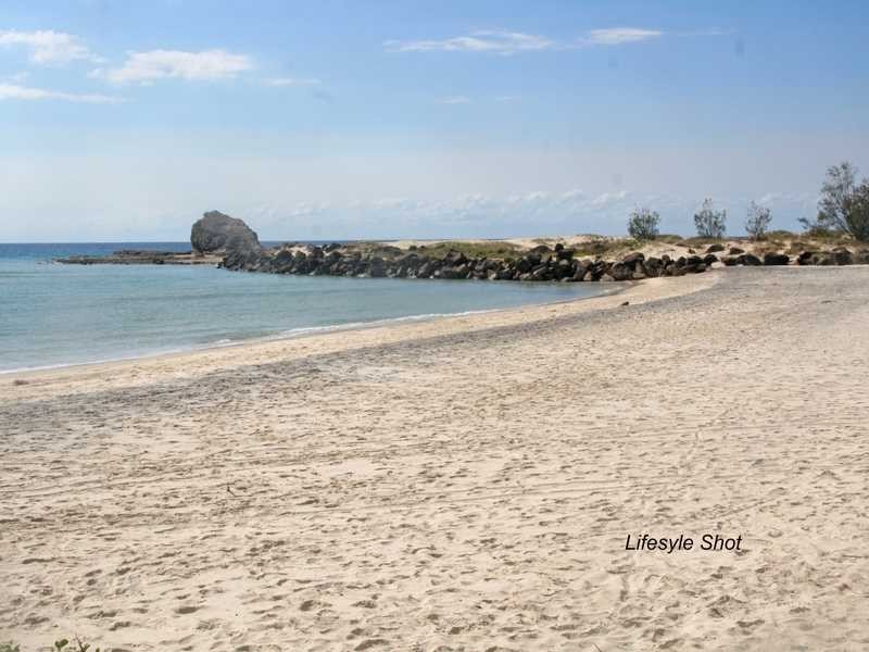 12 Duringan Street, Currumbin QLD 4223