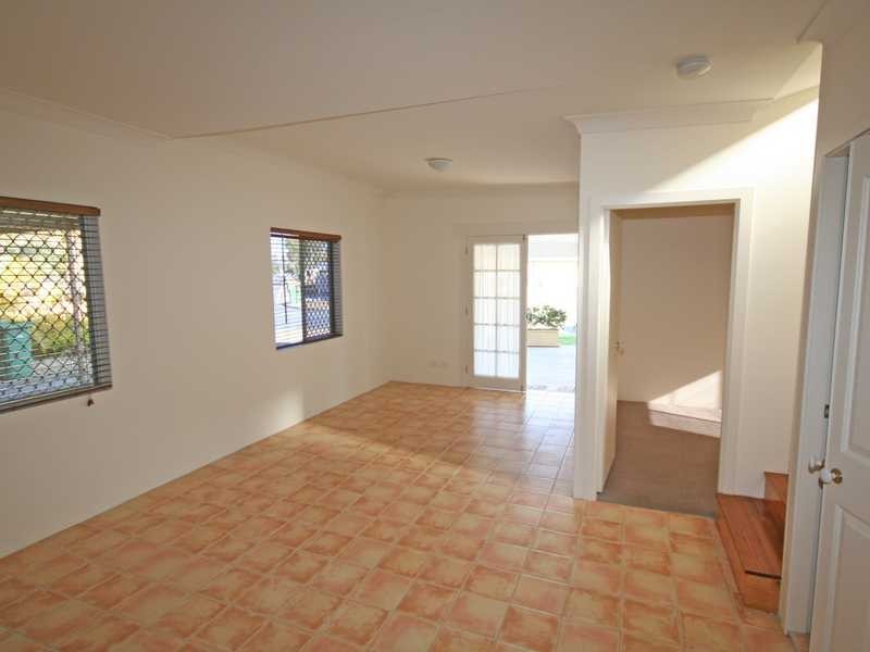 Unit 1/41 Boodera Road, Palm Beach QLD 4221
