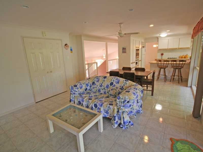 3 Correa Court, Elanora QLD 4221