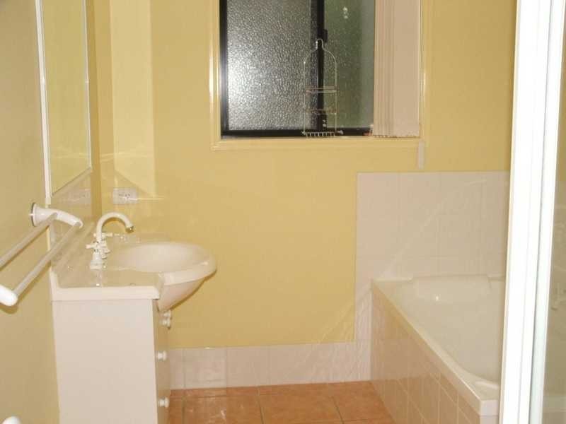 Unit 2/13 Morotai Avenue, Palm Beach QLD 4221