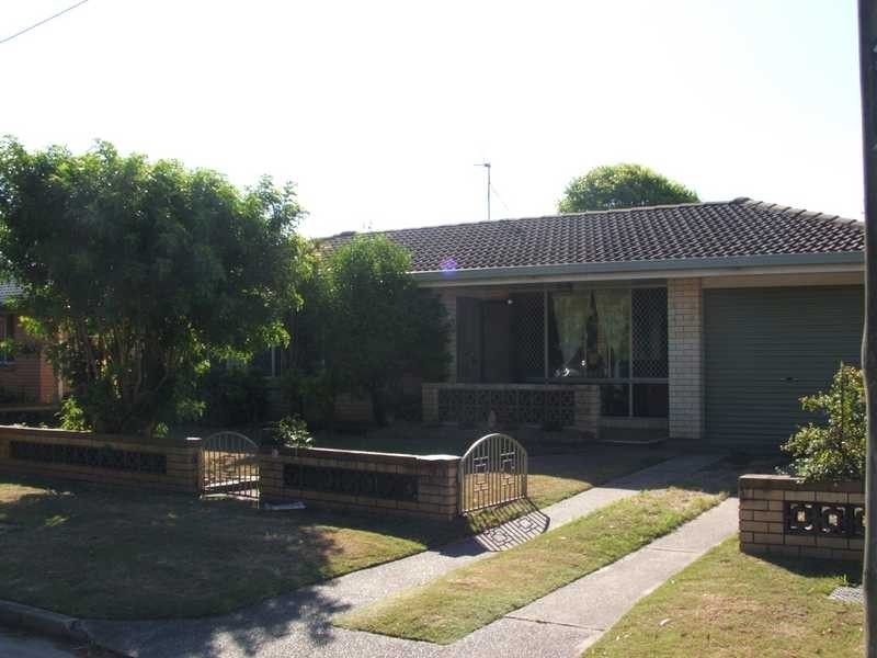 5 Iluka Street, Palm Beach QLD 4221