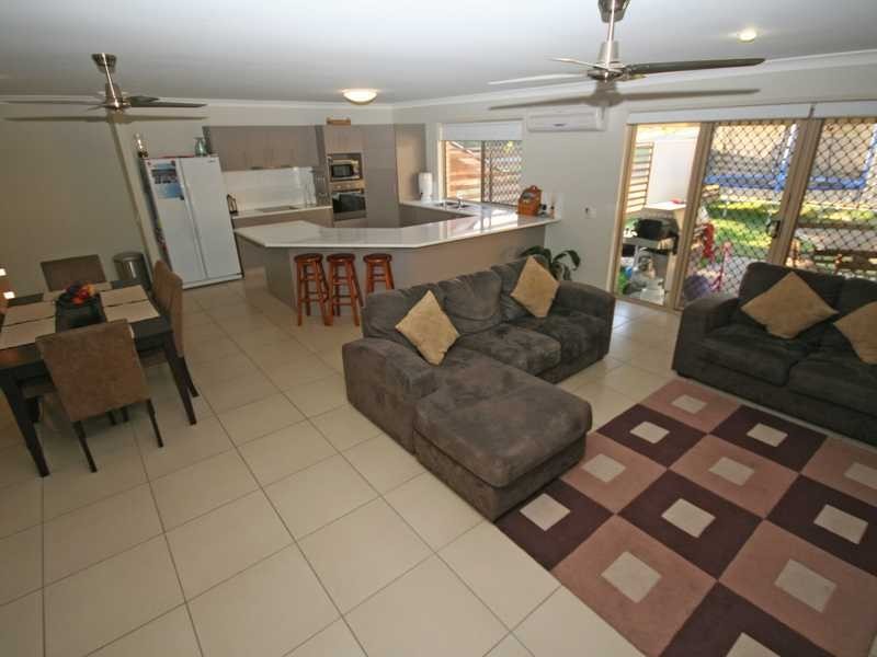 8 Mary Bale Drive, Tallebudgera QLD 4228