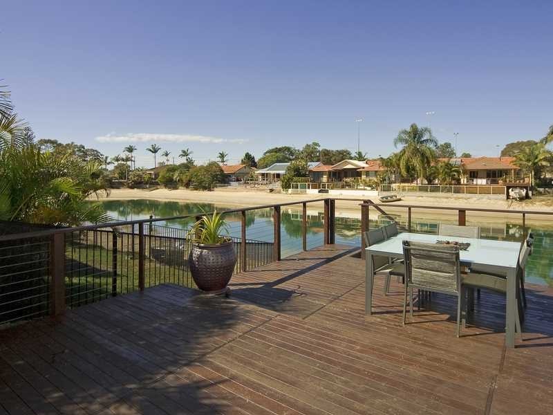 12 Mackerel Court, Palm Beach QLD 4221
