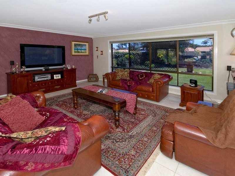 140 Tahiti Avenue, Palm Beach QLD 4221