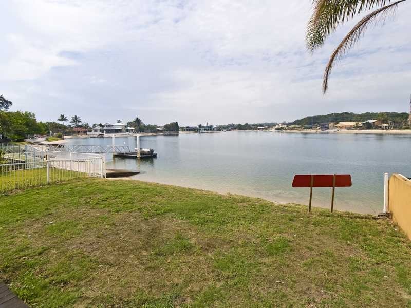 Unit 1/74 Parnki Parade, Palm Beach QLD 4221