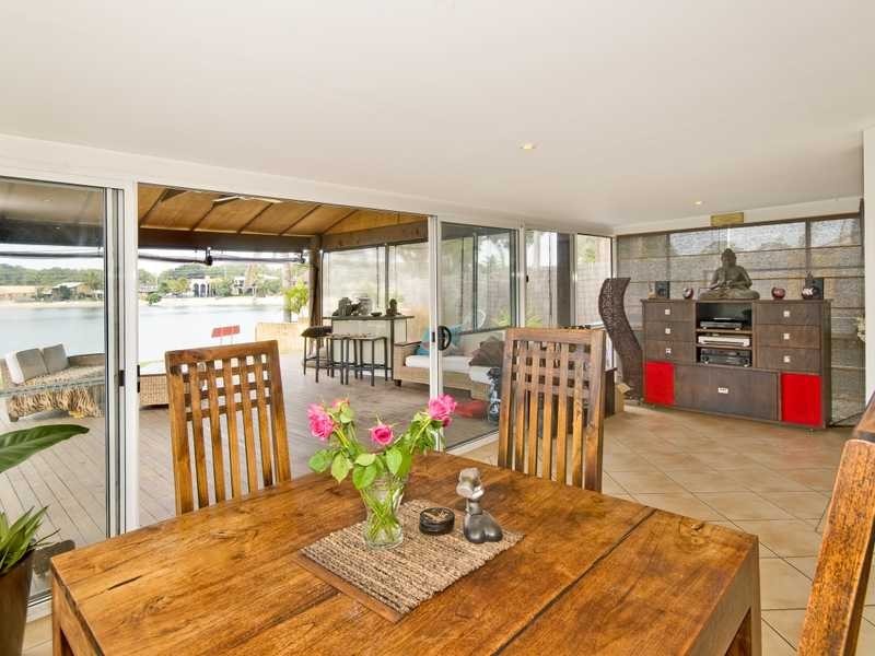 Unit 1/74 Parnki Parade, Palm Beach QLD 4221