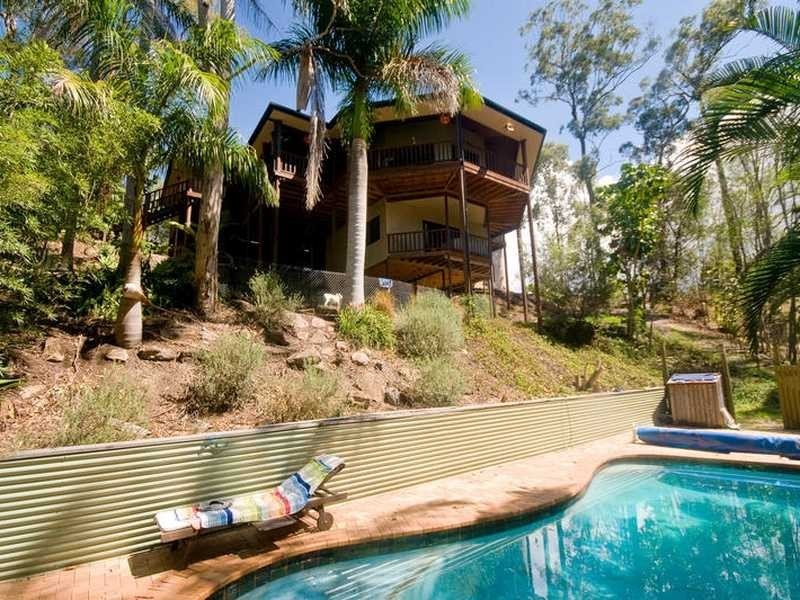 64 Fenton Drive, Tallebudgera QLD 4228