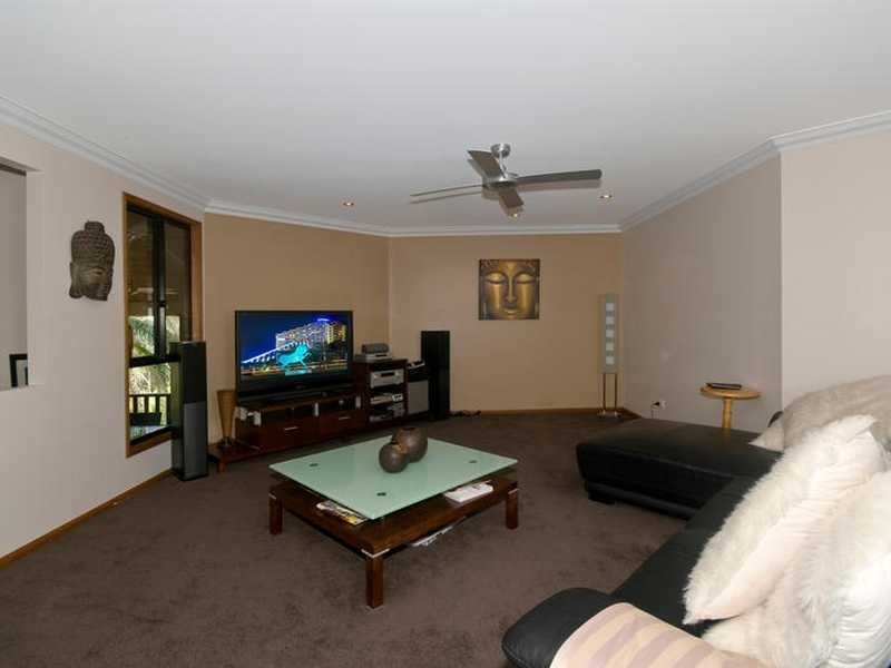 64 Fenton Drive, Tallebudgera QLD 4228