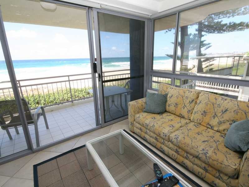 Unit 4/277 Golden Four Drive, Bilinga QLD 4225