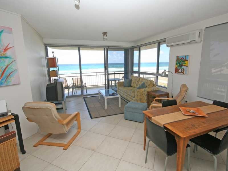 Unit 4/277 Golden Four Drive, Bilinga QLD 4225