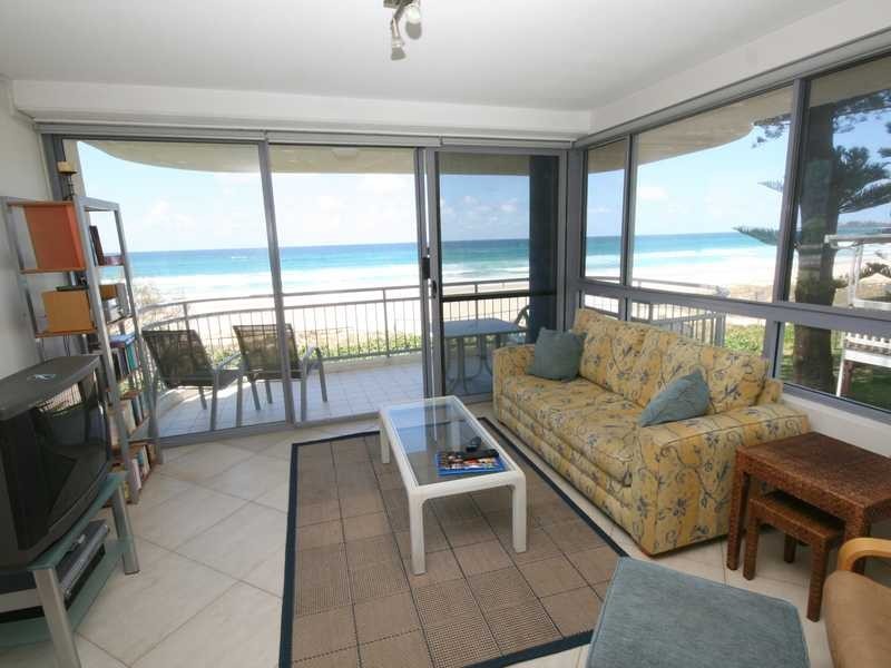 Unit 4/277 Golden Four Drive, Bilinga QLD 4225
