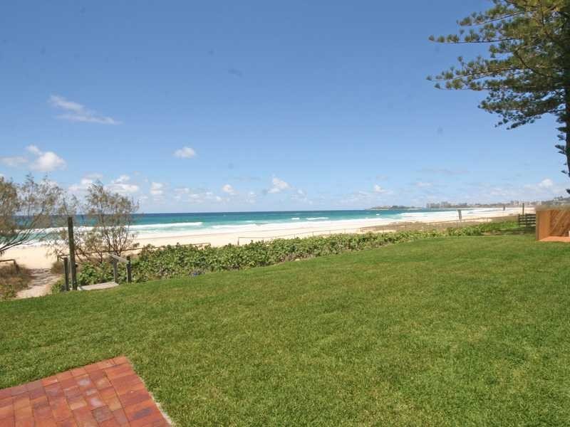 Unit 4/277 Golden Four Drive, Bilinga QLD 4225